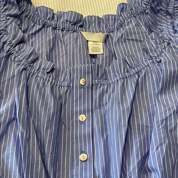 H&M Striped Blue Ruffle Blouse - Picture 2 of 7